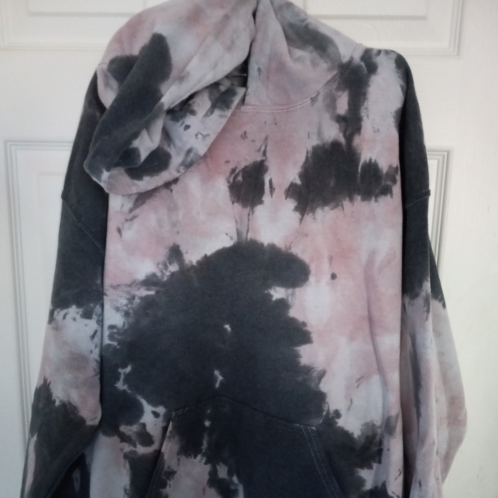 Gildan Tie Dye Sweater